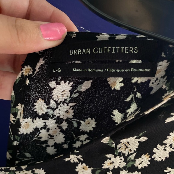 Urban Outfitters Floral Maxi Dress - Picture 2 of 4